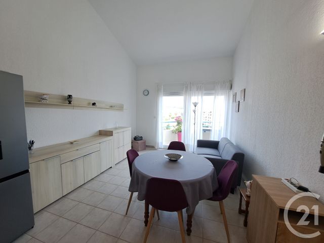 Appartement T2 à louer - 2 pièces - 36.0 m2 - JUAN LES PINS - 06 - PROVENCE-ALPES-COTE-D-AZUR - Century 21 Liberté