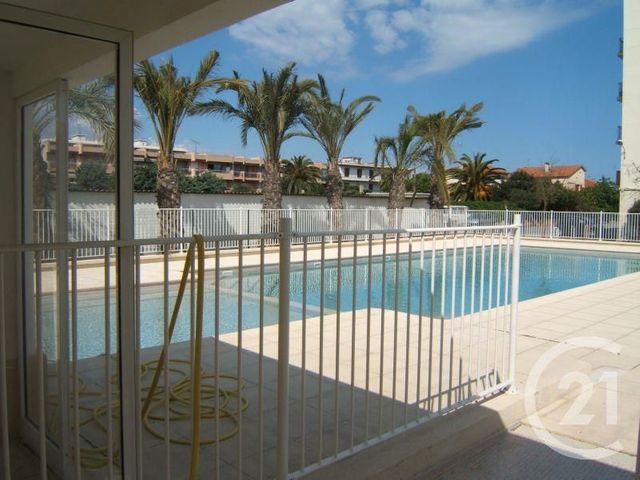 Appartement F2 à vendre - 2 pièces - 31.0 m2 - ANTIBES - 06 - PROVENCE-ALPES-COTE-D-AZUR - Century 21 Liberté