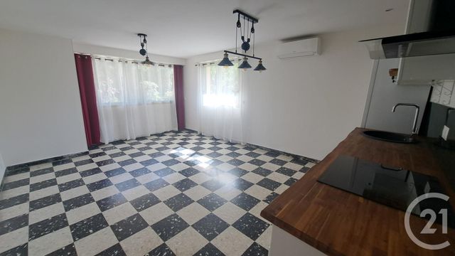 Appartement T3 à louer - 3 pièces - 58.8 m2 - ANTIBES - 06 - PROVENCE-ALPES-COTE-D-AZUR - Century 21 Liberté