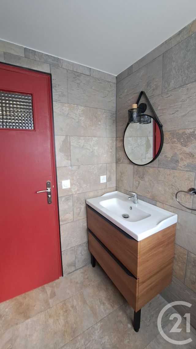 Appartement T3 à louer - 3 pièces - 58.8 m2 - ANTIBES - 06 - PROVENCE-ALPES-COTE-D-AZUR - Century 21 Liberté