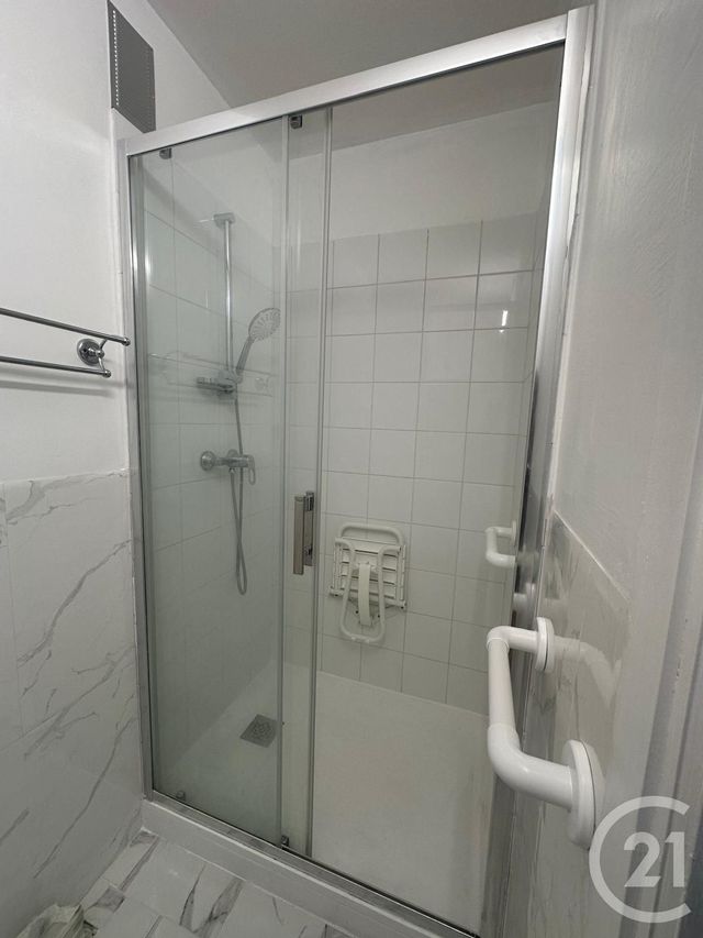 Appartement Studio à louer - 1 pièce - 33.45 m2 - CANNES - 06 - PROVENCE-ALPES-COTE-D-AZUR - Century 21 Liberté