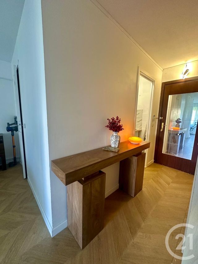 Appartement Studio à louer - 1 pièce - 33.45 m2 - CANNES - 06 - PROVENCE-ALPES-COTE-D-AZUR - Century 21 Liberté