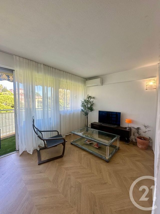 Appartement Studio à louer - 1 pièce - 33.45 m2 - CANNES - 06 - PROVENCE-ALPES-COTE-D-AZUR - Century 21 Liberté