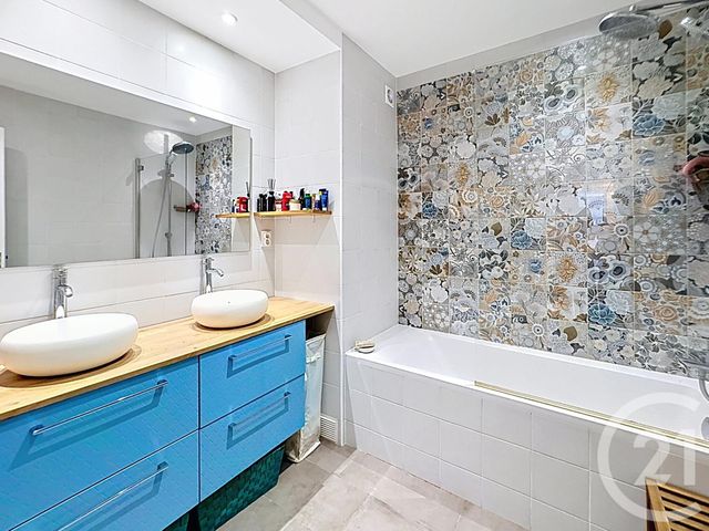 Appartement F4 à vendre - 4 pièces - 88.85 m2 - ANTIBES - 06 - PROVENCE-ALPES-COTE-D-AZUR - Century 21 Liberté