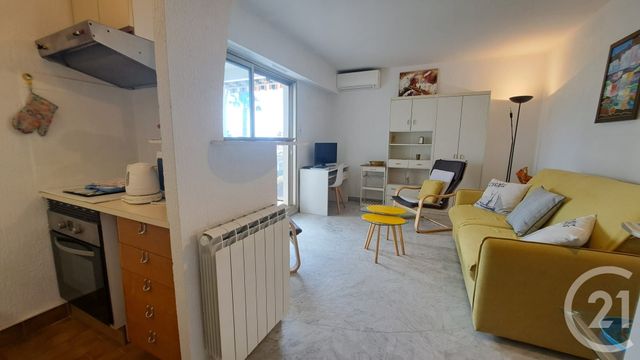 Appartement Studio Cabine à louer - 1 pièce - 28.0 m2 - VILLENEUVE LOUBET - 06 - PROVENCE-ALPES-COTE-D-AZUR - Century 21 Liberté