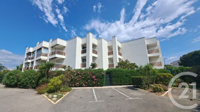 Appartement Studio Cabine à louer VILLENEUVE LOUBET