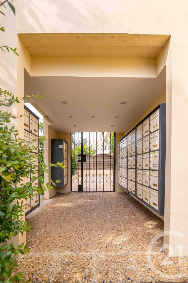 Appartement F2 à louer - 2 pièces - 33.59 m2 - ANTIBES - 06 - PROVENCE-ALPES-COTE-D-AZUR - Century 21 Liberté