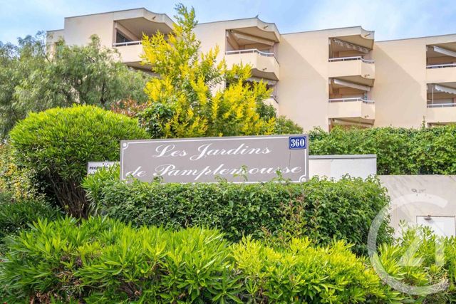 Appartement F2 à louer - 2 pièces - 33.59 m2 - ANTIBES - 06 - PROVENCE-ALPES-COTE-D-AZUR - Century 21 Liberté
