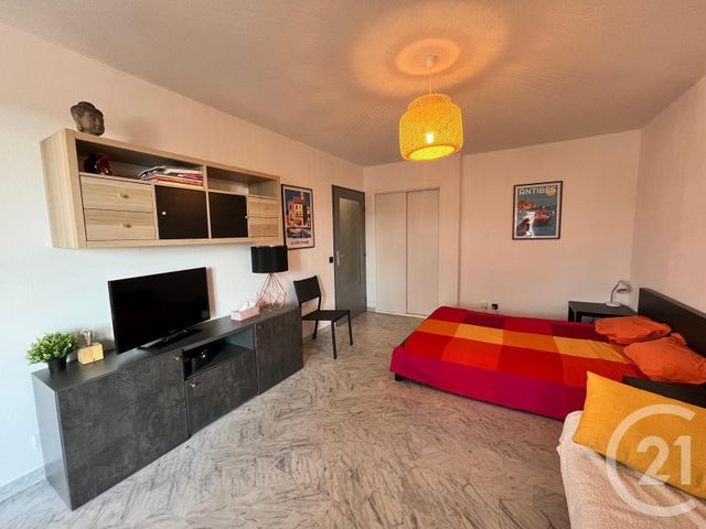 Appartement F1 à louer - 1 pièce - 29.83 m2 - VALLAURIS - 06 - PROVENCE-ALPES-COTE-D-AZUR - Century 21 Liberté
