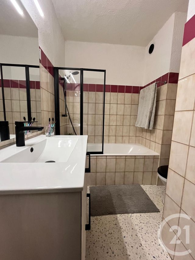 Appartement F1 à louer - 1 pièce - 29.83 m2 - VALLAURIS - 06 - PROVENCE-ALPES-COTE-D-AZUR - Century 21 Liberté
