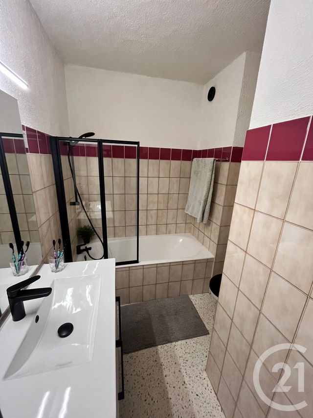 Appartement F1 à louer - 1 pièce - 29.83 m2 - VALLAURIS - 06 - PROVENCE-ALPES-COTE-D-AZUR - Century 21 Liberté