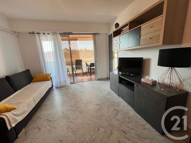 Appartement F1 à louer VALLAURIS