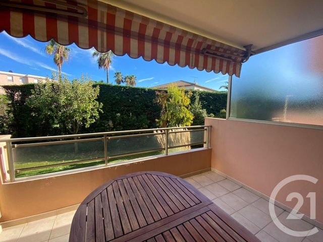 Appartement T3 à louer - 3 pièces - 58.17 m2 - ANTIBES - 06 - PROVENCE-ALPES-COTE-D-AZUR - Century 21 Liberté