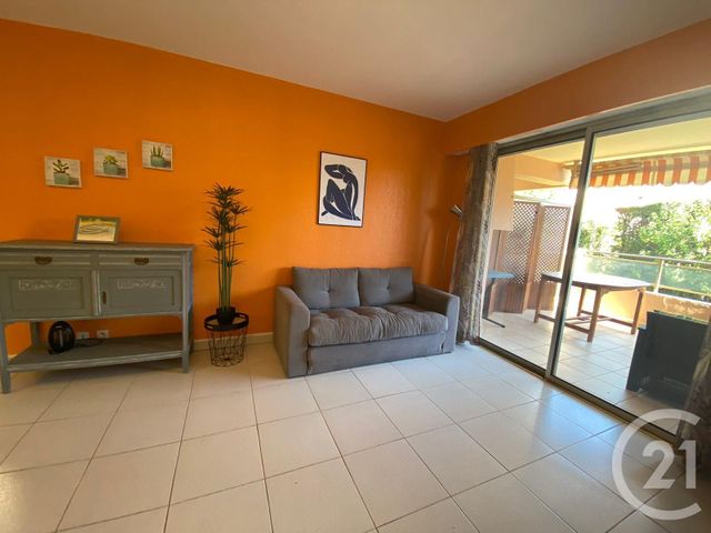 Appartement T3 à louer - 3 pièces - 58.17 m2 - ANTIBES - 06 - PROVENCE-ALPES-COTE-D-AZUR - Century 21 Liberté