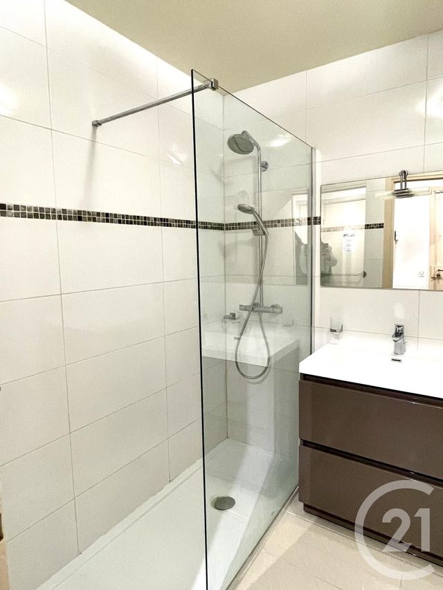 Appartement Studio à louer - 2 pièces - 46.77 m2 - JUAN LES PINS - 06 - PROVENCE-ALPES-COTE-D-AZUR - Century 21 Liberté