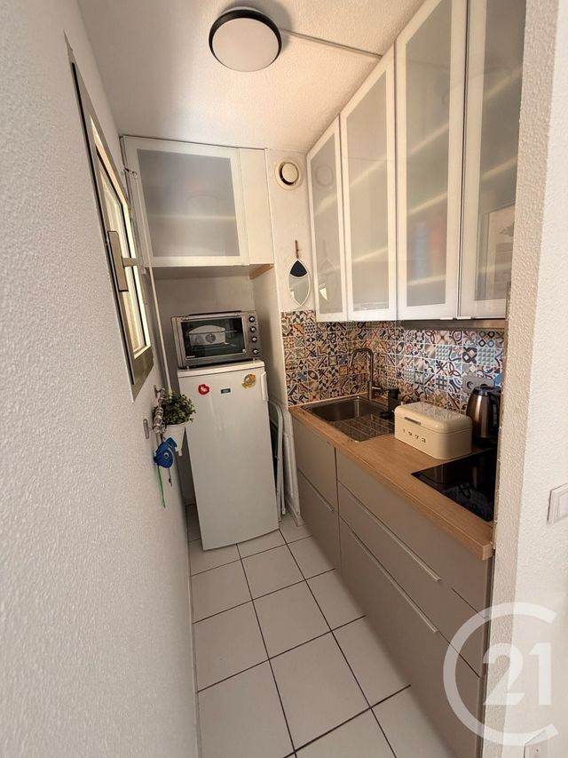 Appartement Studio à louer - 1 pièce - 22.68 m2 - JUAN LES PINS - 06 - PROVENCE-ALPES-COTE-D-AZUR - Century 21 Liberté