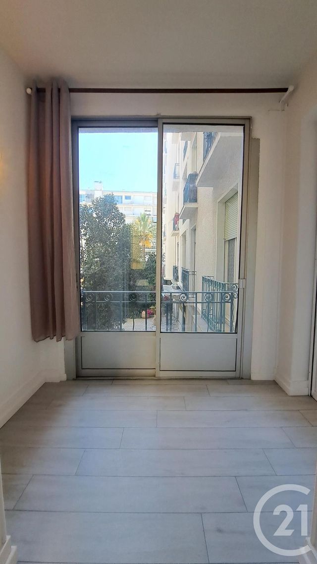 Appartement T2 à louer - 2 pièces - 49.92 m2 - JUAN LES PINS - 06 - PROVENCE-ALPES-COTE-D-AZUR - Century 21 Liberté