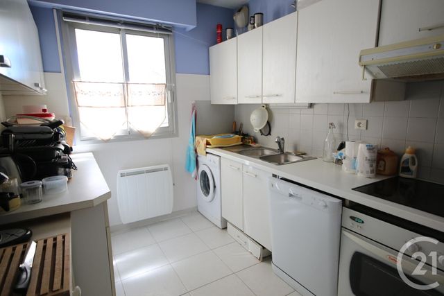 Appartement T3 à louer - 3 pièces - 89.77 m2 - VILLENEUVE LOUBET - 06 - PROVENCE-ALPES-COTE-D-AZUR - Century 21 Liberté