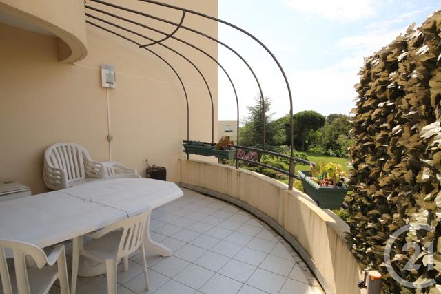 Appartement T3 à louer - 3 pièces - 89.77 m2 - VILLENEUVE LOUBET - 06 - PROVENCE-ALPES-COTE-D-AZUR - Century 21 Liberté