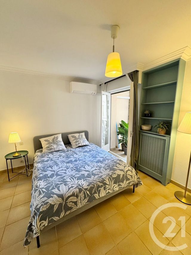 Appartement T3 à louer - 3 pièces - 74.0 m2 - JUAN LES PINS - 06 - PROVENCE-ALPES-COTE-D-AZUR - Century 21 Liberté