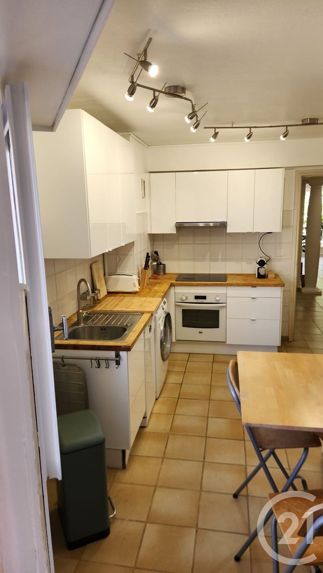 Appartement T3 à louer - 3 pièces - 74.0 m2 - JUAN LES PINS - 06 - PROVENCE-ALPES-COTE-D-AZUR - Century 21 Liberté