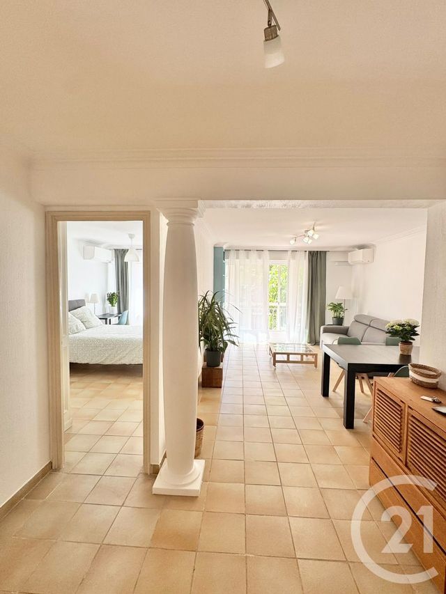 Appartement T3 à louer - 3 pièces - 74.0 m2 - JUAN LES PINS - 06 - PROVENCE-ALPES-COTE-D-AZUR - Century 21 Liberté
