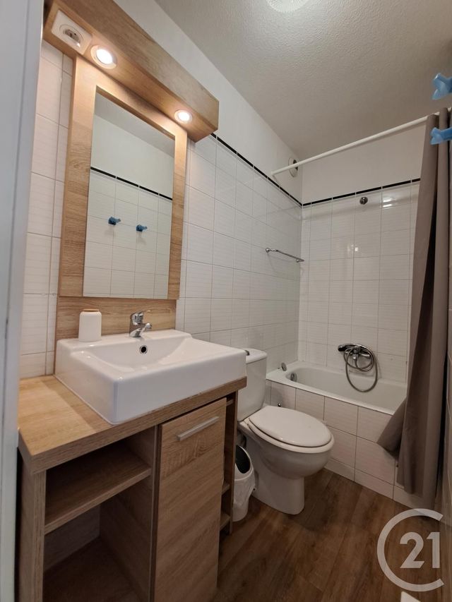 Appartement T2 à louer - 2 pièces - 28.18 m2 - LE GOLFE JUAN - 06 - PROVENCE-ALPES-COTE-D-AZUR - Century 21 Liberté