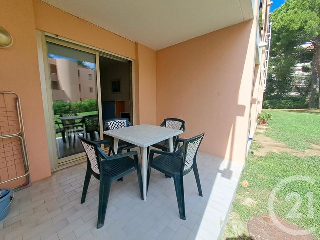 Appartement T2 à louer - 2 pièces - 28.18 m2 - LE GOLFE JUAN - 06 - PROVENCE-ALPES-COTE-D-AZUR - Century 21 Liberté