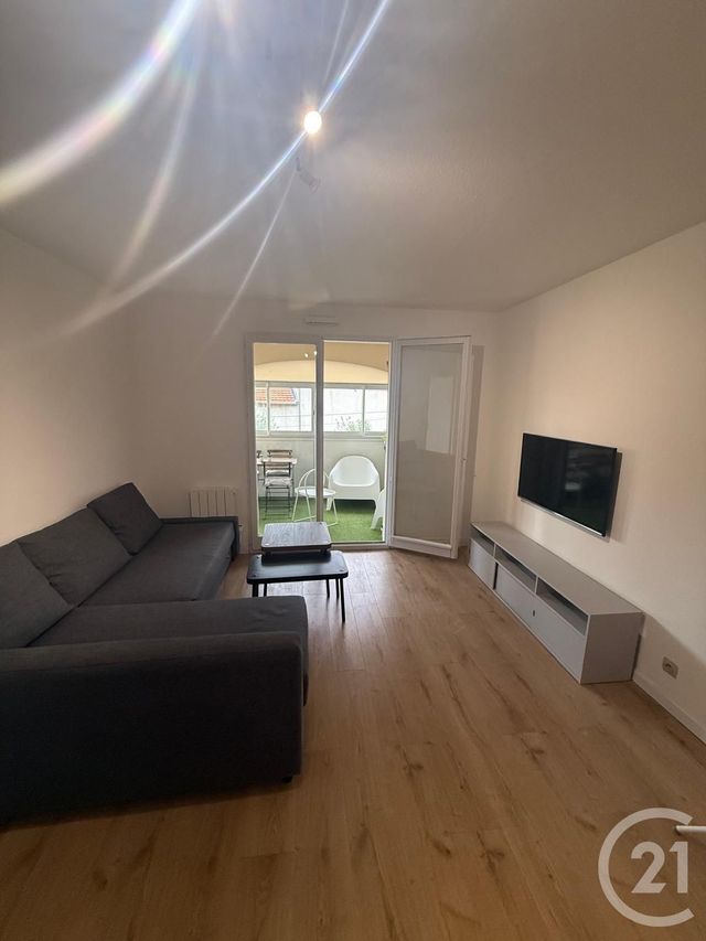 Appartement T2 à louer - 2 pièces - 28.75 m2 - LE GOLFE JUAN - 06 - PROVENCE-ALPES-COTE-D-AZUR - Century 21 Liberté