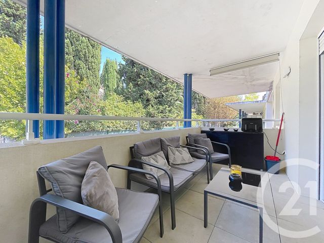 Appartement F2 à vendre - 2 pièces - 41.0 m2 - VALLAURIS - 06 - PROVENCE-ALPES-COTE-D-AZUR - Century 21 Liberté