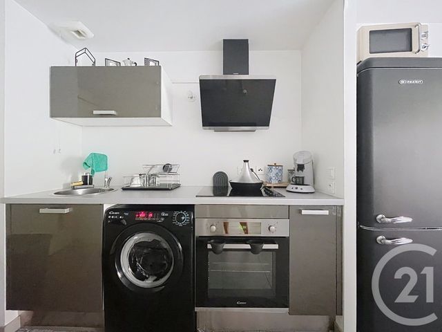 Appartement F2 à vendre - 2 pièces - 41.0 m2 - VALLAURIS - 06 - PROVENCE-ALPES-COTE-D-AZUR - Century 21 Liberté