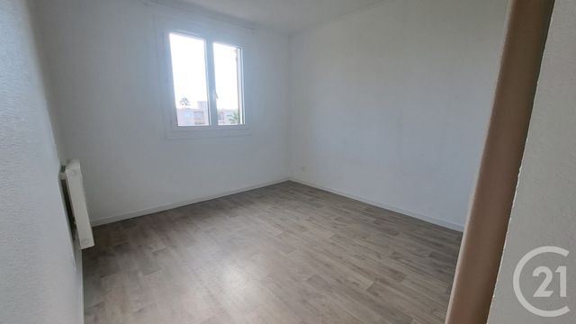Appartement F4 à louer - 4 pièces - 73.43 m2 - ANTIBES - 06 - PROVENCE-ALPES-COTE-D-AZUR - Century 21 Liberté