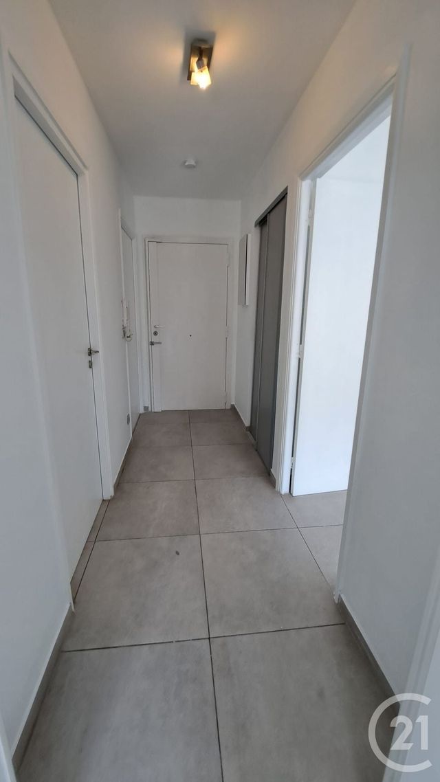 Appartement T2 à louer - 2 pièces - 41.39 m2 - JUAN LES PINS - 06 - PROVENCE-ALPES-COTE-D-AZUR - Century 21 Liberté