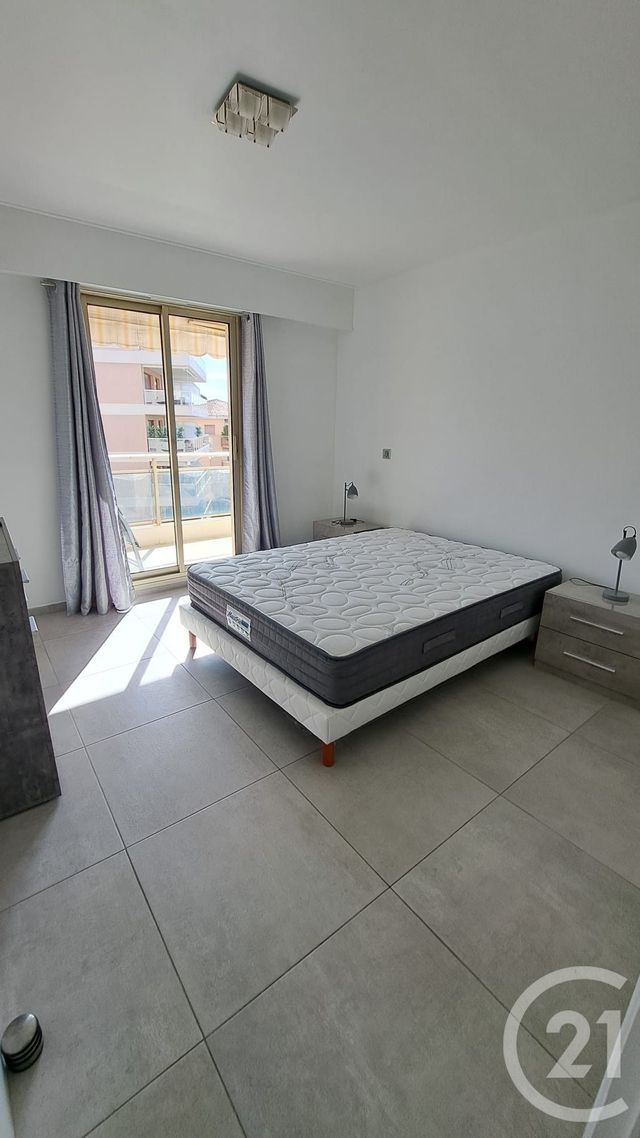 Appartement T2 à louer - 2 pièces - 41.39 m2 - JUAN LES PINS - 06 - PROVENCE-ALPES-COTE-D-AZUR - Century 21 Liberté