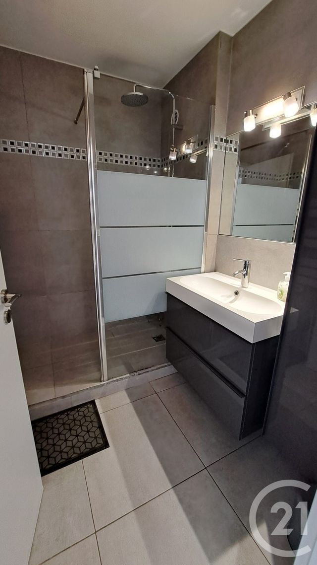 Appartement T2 à louer - 2 pièces - 41.39 m2 - JUAN LES PINS - 06 - PROVENCE-ALPES-COTE-D-AZUR - Century 21 Liberté