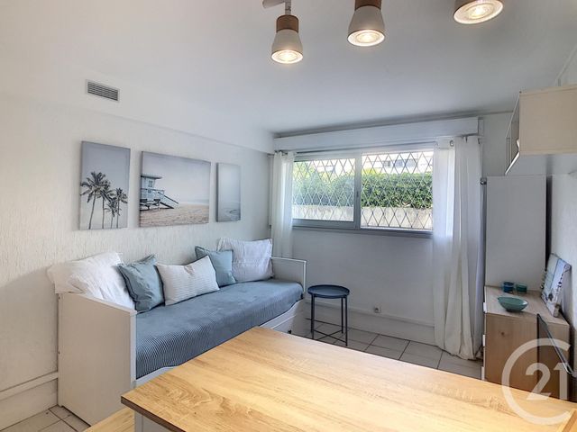 Appartement Studio à louer - 1 pièce - 20.5 m2 - LE GOLFE JUAN - 06 - PROVENCE-ALPES-COTE-D-AZUR - Century 21 Liberté