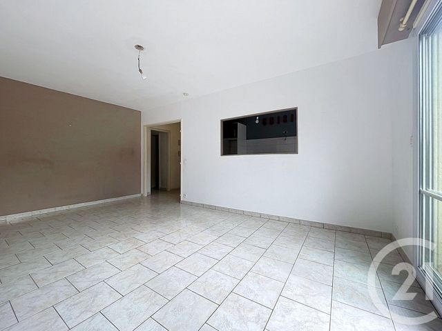 Appartement F3 à vendre - 3 pièces - 64.21 m2 - VALLAURIS - 06 - PROVENCE-ALPES-COTE-D-AZUR - Century 21 Liberté