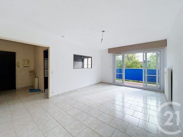 Appartement F3 à vendre - 3 pièces - 64.21 m2 - VALLAURIS - 06 - PROVENCE-ALPES-COTE-D-AZUR - Century 21 Liberté