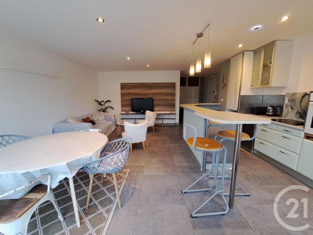Appartement T4 à louer - 4 pièces - 78.19 m2 - VALLAURIS - 06 - PROVENCE-ALPES-COTE-D-AZUR - Century 21 Liberté