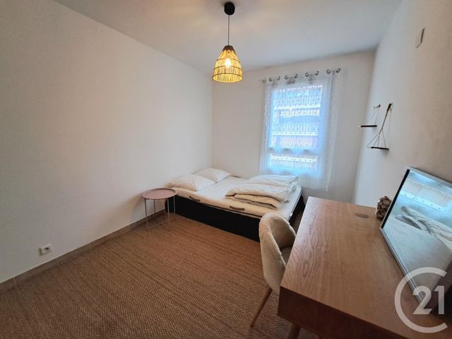 Appartement T4 à louer - 4 pièces - 78.19 m2 - VALLAURIS - 06 - PROVENCE-ALPES-COTE-D-AZUR - Century 21 Liberté