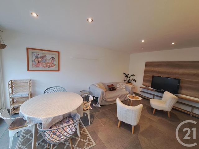 Appartement T4 à louer - 4 pièces - 78.19 m2 - VALLAURIS - 06 - PROVENCE-ALPES-COTE-D-AZUR - Century 21 Liberté