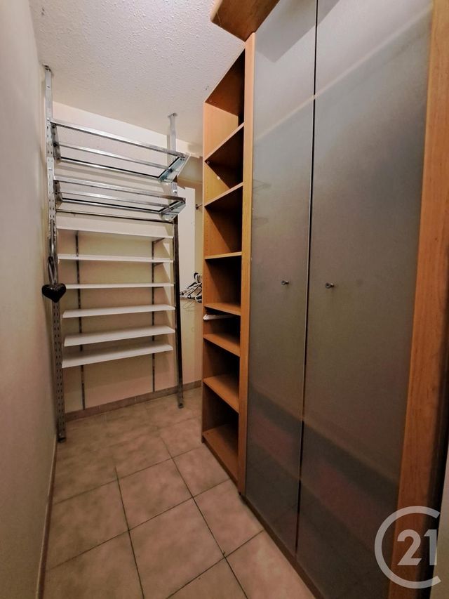 Appartement T4 à louer - 4 pièces - 78.19 m2 - VALLAURIS - 06 - PROVENCE-ALPES-COTE-D-AZUR - Century 21 Liberté