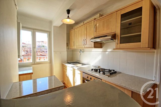 Appartement T2 à louer - 2 pièces - 46.0 m2 - ANTIBES - 06 - PROVENCE-ALPES-COTE-D-AZUR - Century 21 Liberté
