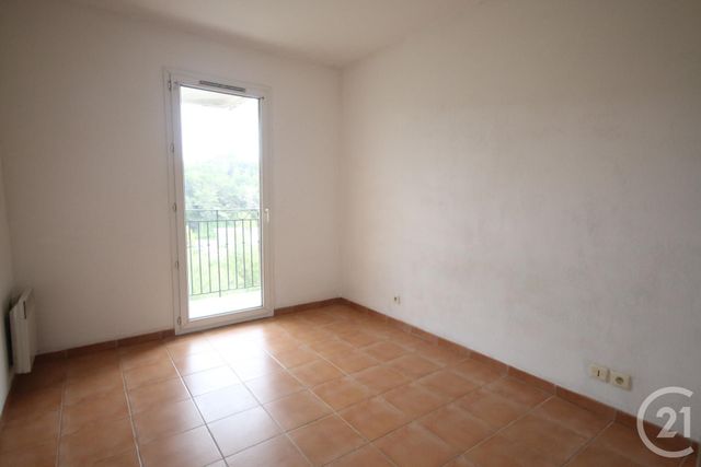 Appartement T2 à louer - 2 pièces - 37.52 m2 - MOUGINS - 06 - PROVENCE-ALPES-COTE-D-AZUR - Century 21 Liberté