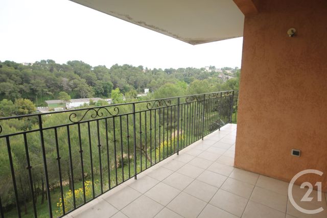 Appartement T2 à louer MOUGINS