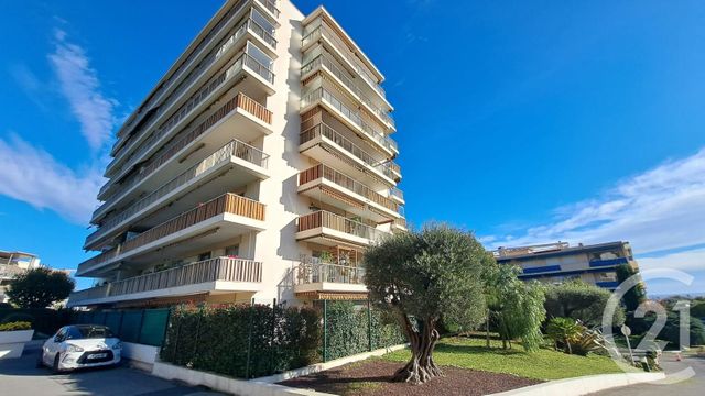 Appartement T4 à louer - 4 pièces - 72.55 m2 - ANTIBES - 06 - PROVENCE-ALPES-COTE-D-AZUR - Century 21 Liberté
