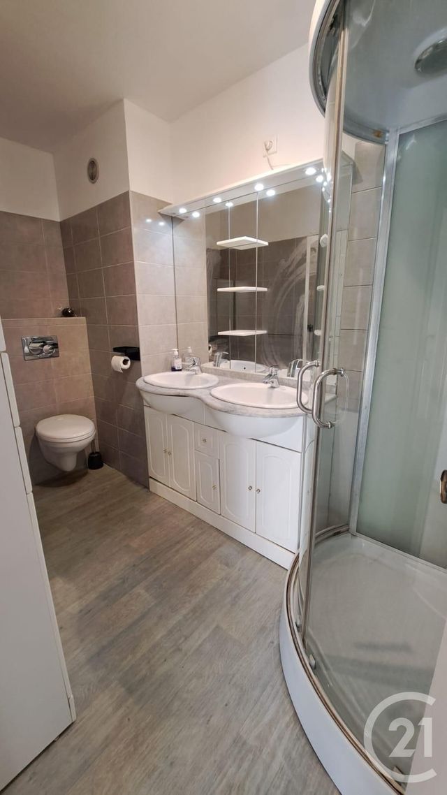 Appartement T4 à louer - 4 pièces - 72.55 m2 - ANTIBES - 06 - PROVENCE-ALPES-COTE-D-AZUR - Century 21 Liberté