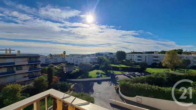 Appartement T4 à louer - 4 pièces - 72.55 m2 - ANTIBES - 06 - PROVENCE-ALPES-COTE-D-AZUR - Century 21 Liberté