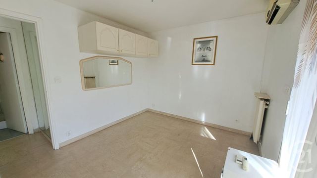 Appartement T4 à louer - 4 pièces - 72.55 m2 - ANTIBES - 06 - PROVENCE-ALPES-COTE-D-AZUR - Century 21 Liberté