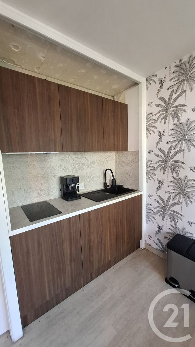 Appartement Studio Cabine à louer - 1 pièce - 20.05 m2 - ANTIBES - 06 - PROVENCE-ALPES-COTE-D-AZUR - Century 21 Liberté
